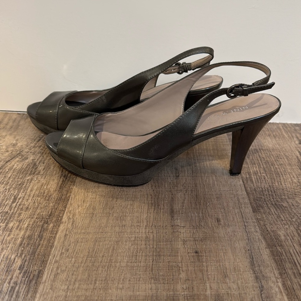 Peep toe gray heels